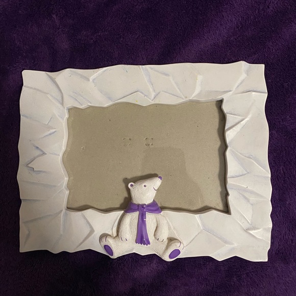 Polar bear frame - Picture 1 of 2